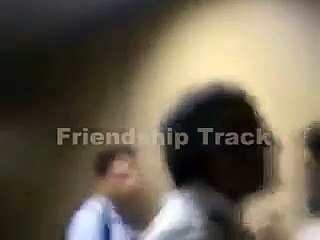 Sharmila Farooqui durank fighting in plane