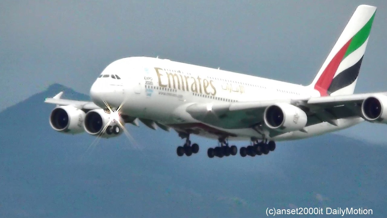 Airbus A380 Emirates Airline. Landing in Hong Kong International Airport