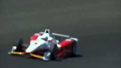 Crash Practice Indianapolis 500 Indy Car 2015  Helio Castroneves