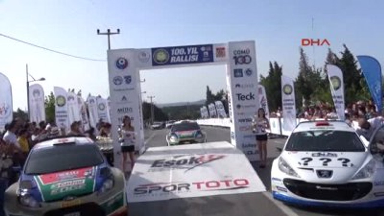 Çanakkale 100'ncü Yıl Rallisinde İki Ayrı Kaza 4 Yaralı