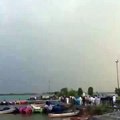 اسلام آباد میں راول جھیل کے کنارے آسمانی بجلی گرنے کی ویڈیو دیکھیے