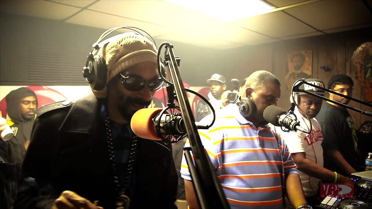 Snoop Lion & Gyptian "Kuff" Freestyle @ VP Records "Randy's Reggae Radio", 04-27-2013
