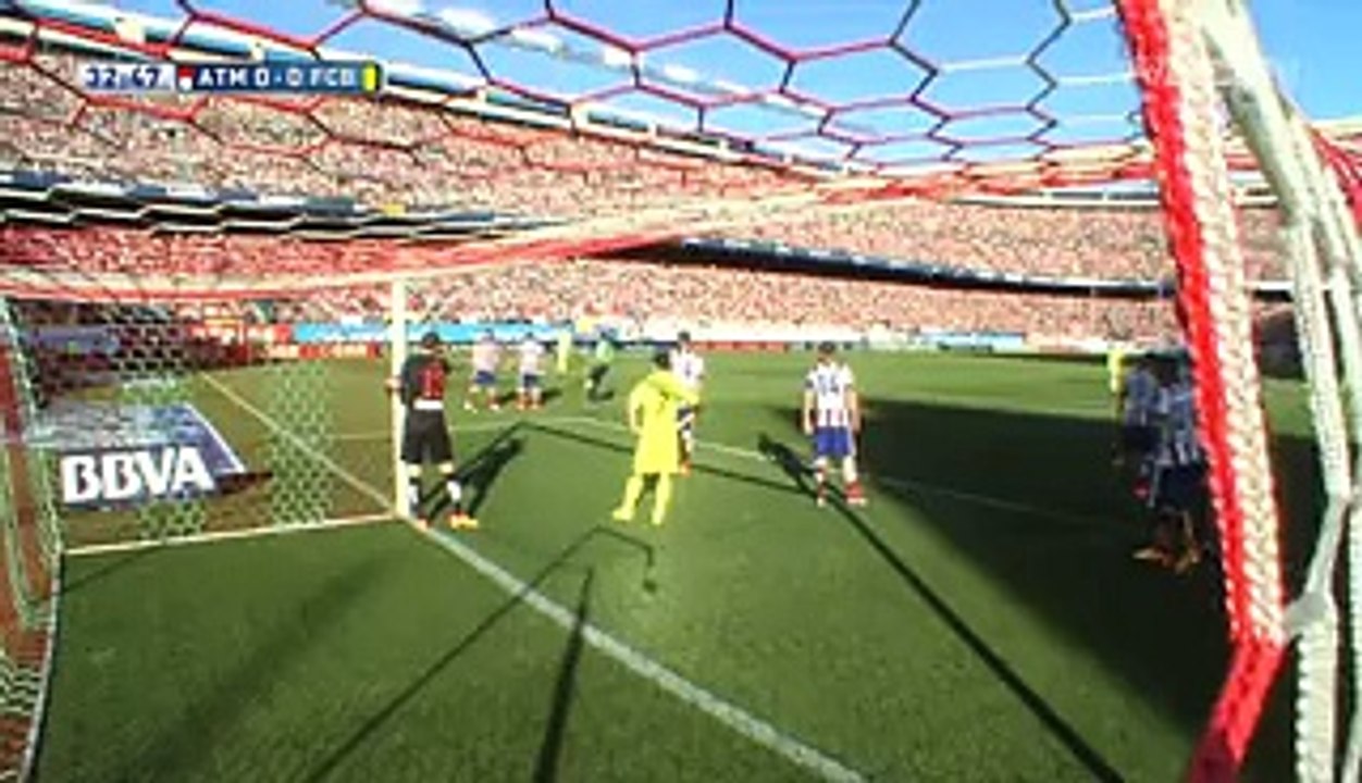 Lionel Messi Fantastic Free-Kick Chance vs Atletico Madrid 17.05.2015
