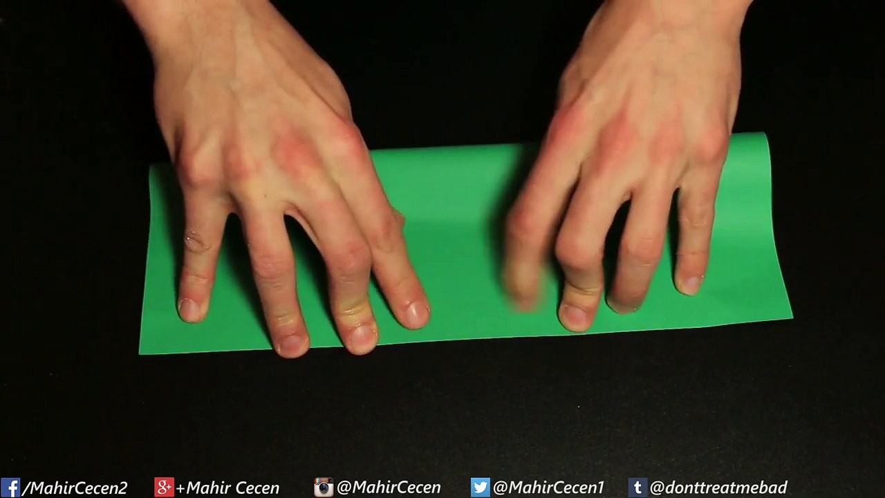 Papieren Vliegtuig vouwen - Hoe vouw je een Vliegtuig van Papier - Vouwen met Papier | Wasted