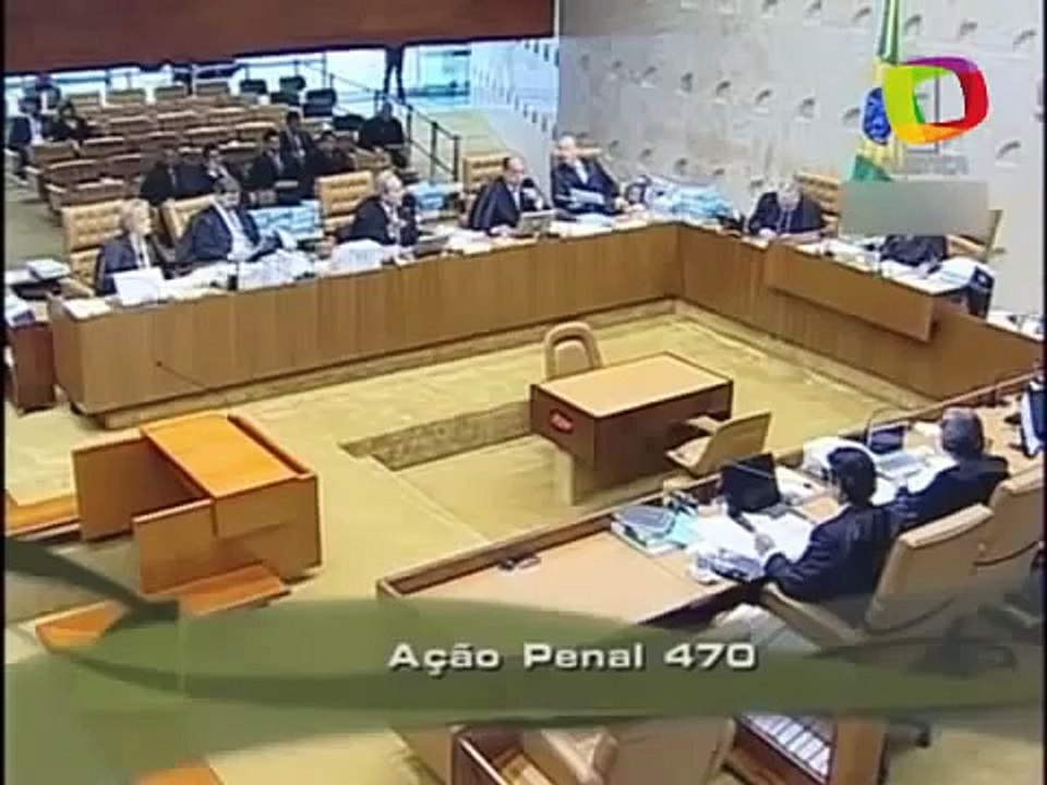 Mensalão: Joaquim Barbosa dá rasteira em Lewandowski