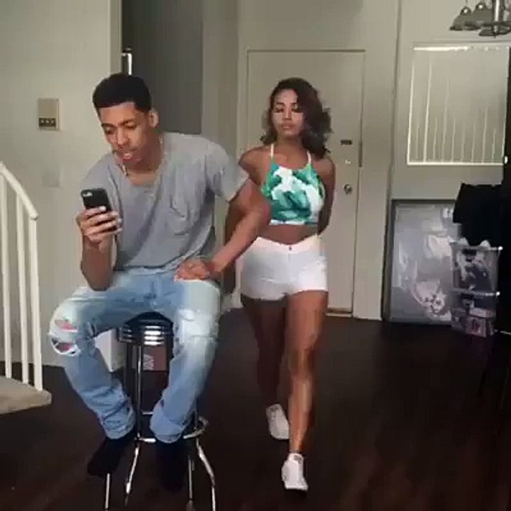 Ce qu'il Fait pour pas se Faire Griller par sa Copine est vraiment Fort