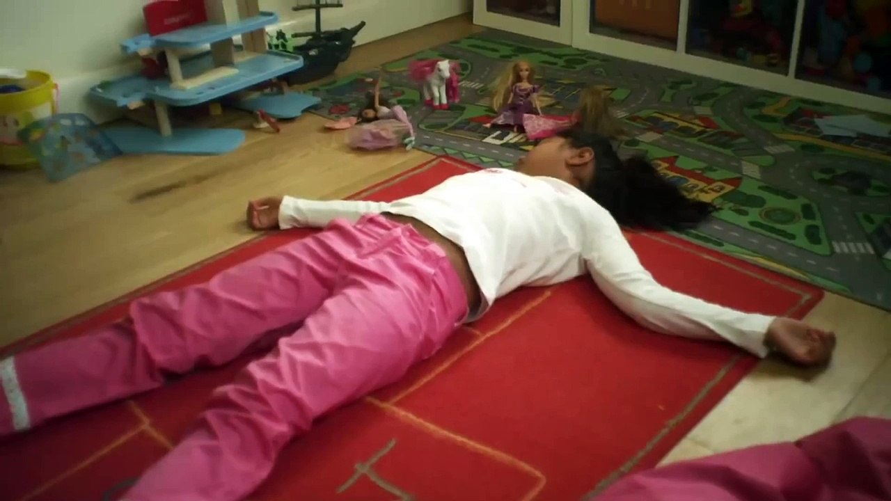 Children First Aid: Child Unconscious and Breathing