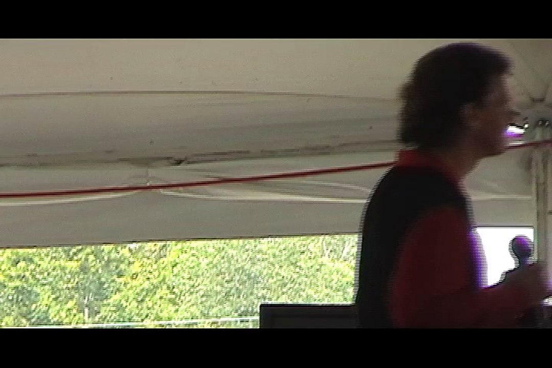 Bill Rinehart sings 'Early Morning Rain' Elvis Week 2005