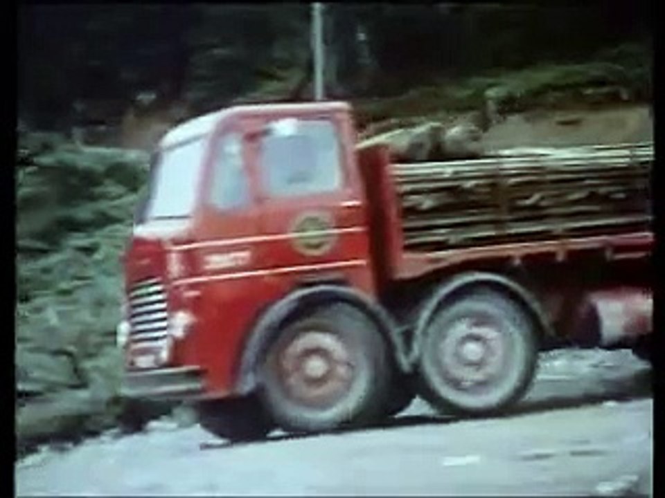 3/4 British Transport Film 1959  Leyland Octopus ERF Foden AEC Morris J BRS Teleprinter
