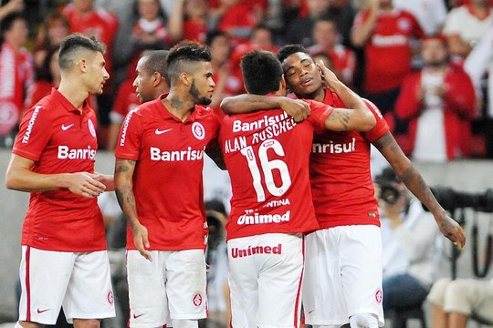 Com belo gol de Vitinho, reservas do Inter vencem o Avaí no Beira-rio