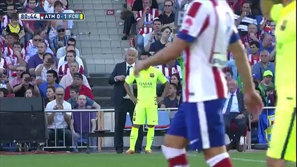 Lección en tiempos de cólera: la ovación del Calderón a Iniesta