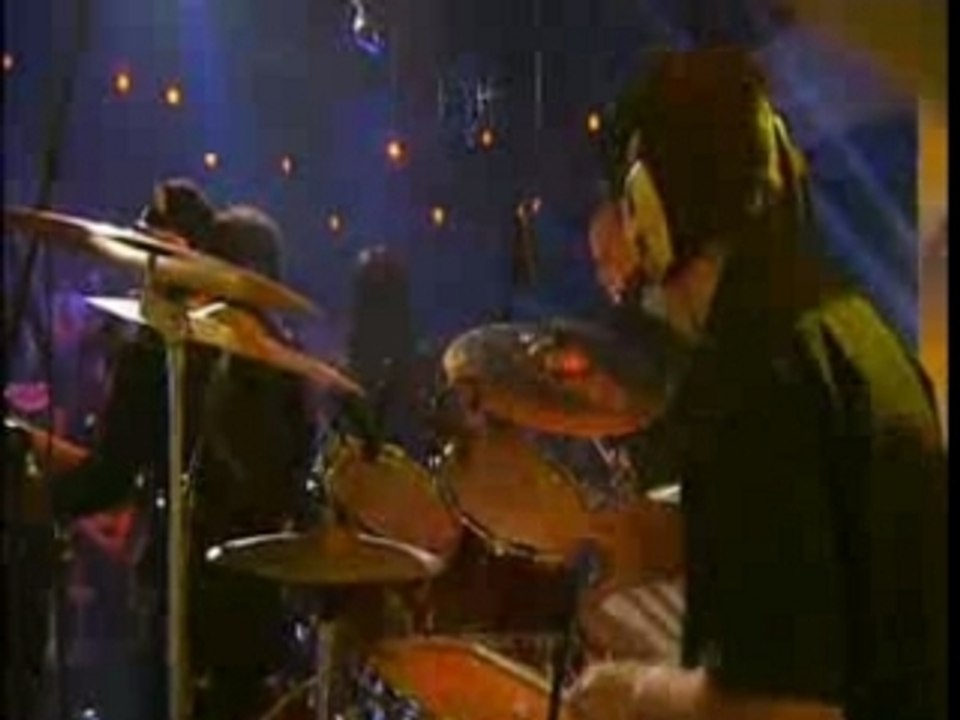 Nelly Furtado - Crazy {LW}