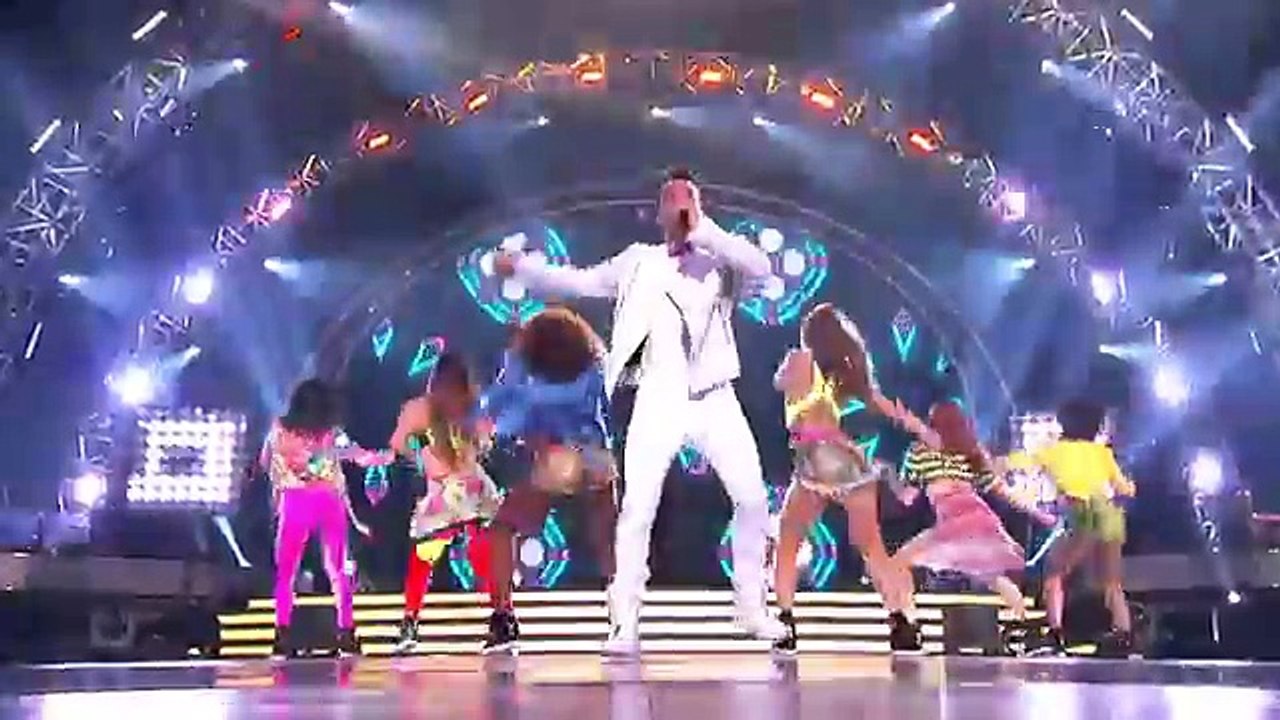 Jennifer Lopez &  Prince Royce  Back it Up