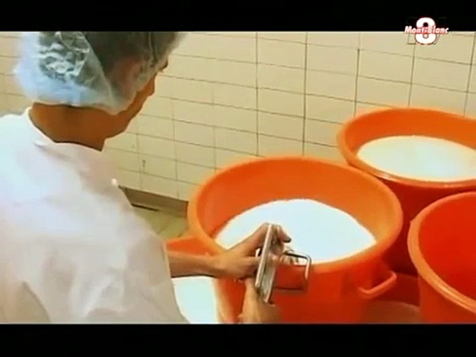 Gastronomie : fabrication du fromage Saint Marcellin