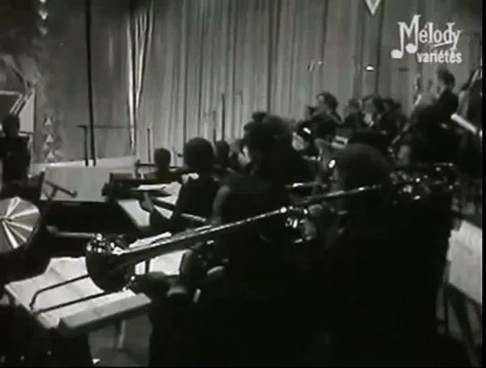 Charles Aznavour  - Je me voyais déjà - Mélody variétés