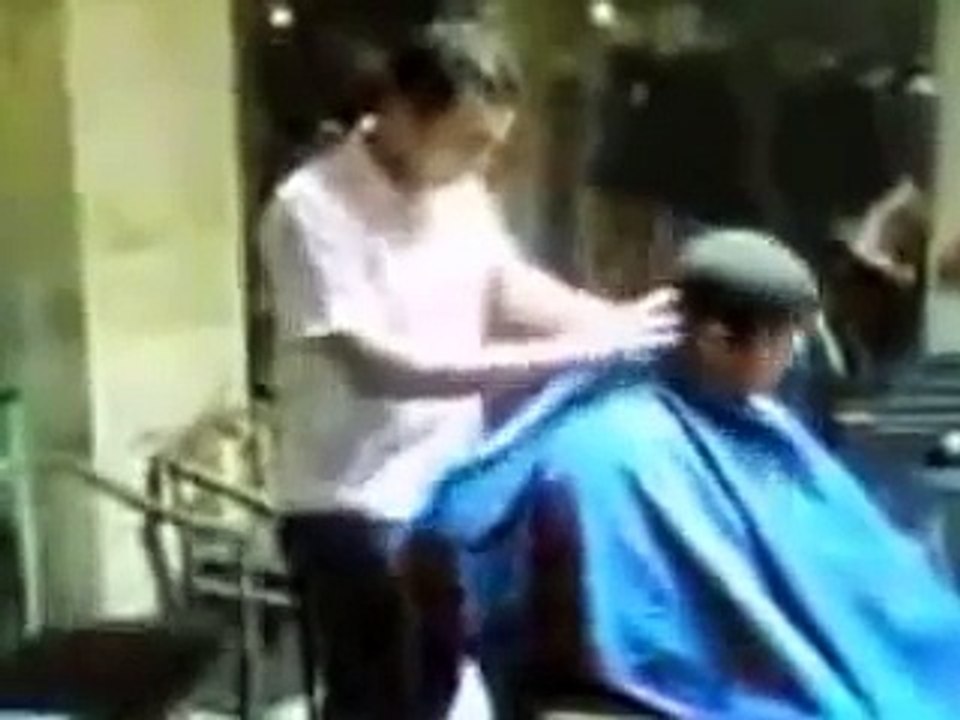 Eşek Şakaları ' Eşşek Şakası '' ( Komik Video )