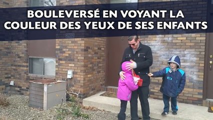 Bouleversé en voyant enfin la couleur des yeux de ses enfants