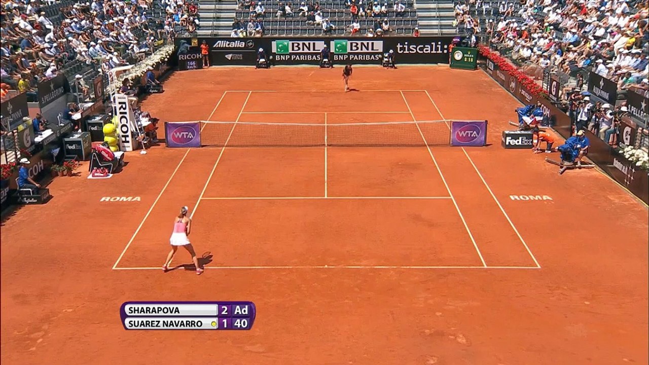 Rom: Sharapova setzt sich die Krone auf