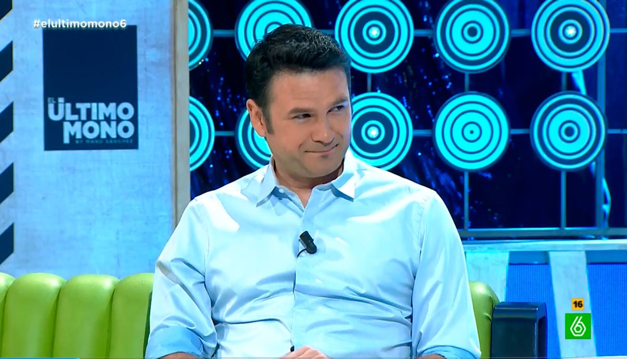 Iñaki López- 'Si Cristina Almeida tuviera unos años menos, aquí iba a estar yo un domingo'
