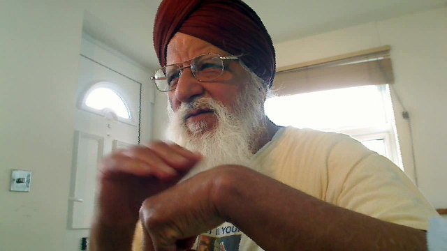 Punjabi - Christ Amar Dev Ji advises do not go after Mammon but God. Gurmukh knows logical reasoning and Logos.