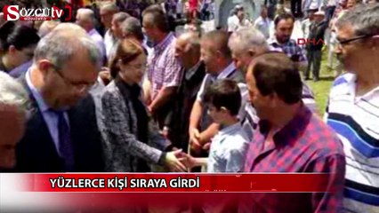 Yüzlerce kişi sıraya girdi