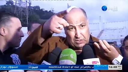 Video herunterladen: حمار رئيس وفاق سطيف و عقوبة الإيقاف لمدة 3 أشهر بسبب الرجاء