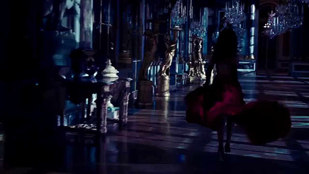 Steven Klein pour Dior - «Secret garden IV - Versailles, avec Rihanna» - mai 2015 - teaser 4