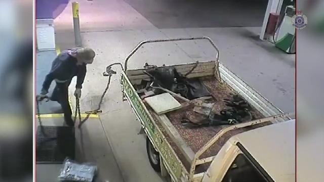 Man's hilariously failed attempt to steal an ATM caught on camera