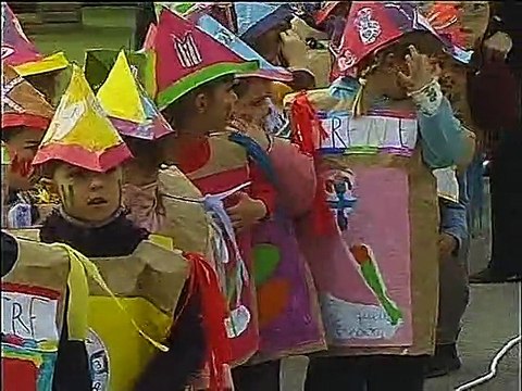 2003 - Bessan - Carnaval Ecole Maternelle