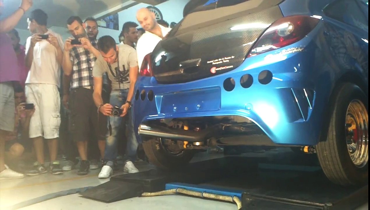 corsa opc monster 800+hp  by petropoulos tuning