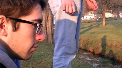 Film de campagne Philatélist - The Wrong Hole