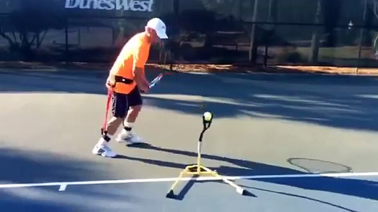 Tennis Tips - Flex Trainer used to train with the Eye Coach - Tennis Training