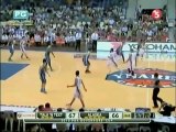 Calvin Abueva get the ball to Romeo Travis & drops a two handed slam Governor's Cup May 18,2015