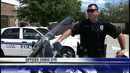 Fast Biker Taunts Police