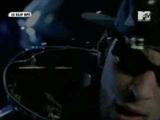 La_fouine_feat_booba-reste_en_chien-xvid