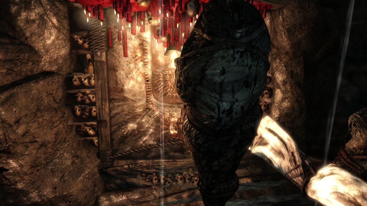 Arch Linux : Tomb Raider [mesa 10.5.5 +  wine-silverlight (AUR) 1.7.42]