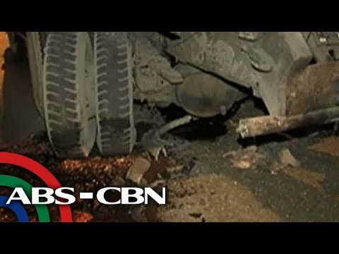 2 hurt in 3-vehicle smash-up on EDSA