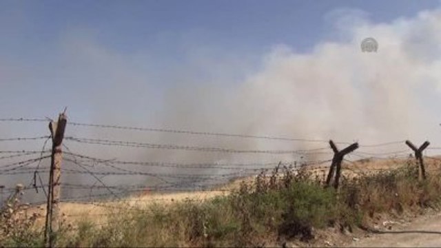 Mayınlı Alanda Çıkan Yangın Suriye'deki Ekinlere Sıçradı