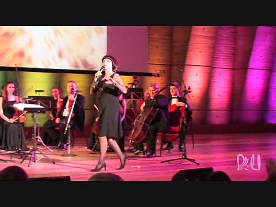 Mireille Mathieu - Une Vie D'Amour, Padam Padam (UNESCO, Paris, 29.01.2013)