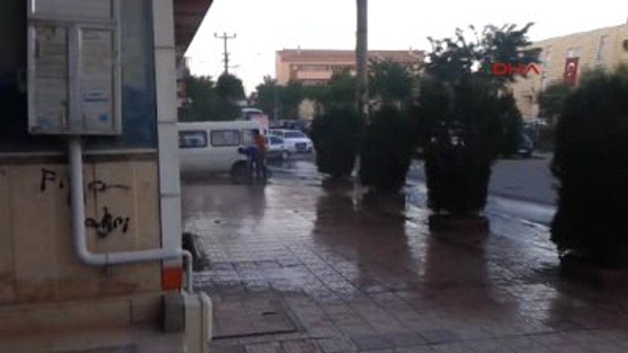 Yeni Diyarbakırspor - Denizli Büyükşehir Belediyespor Maçında Binlerce Taraftar Sahaya İndi, Maç...