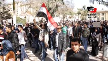 طلاب جامعة القاهرة يعلنون «العصيان»
