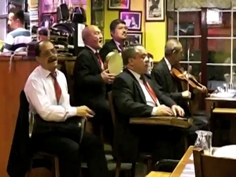 Izmir Babiali Meyhane