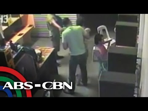 Pulis sa CCTV, itsurang sinasaktan ang binatilyo
