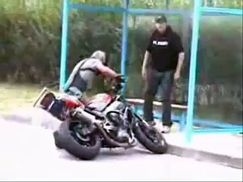 Moto Wheeling Bruno NOIS NO GRAU- VALE DO SOL - Honda Hornet CB 600 - Manobras