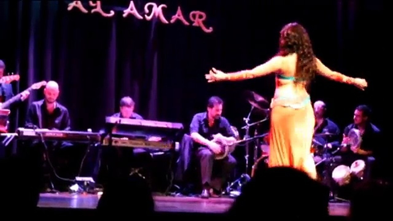 Anisa junto a Horus Arab Music ~ Faddah ~  Yar Al Amar III 2013