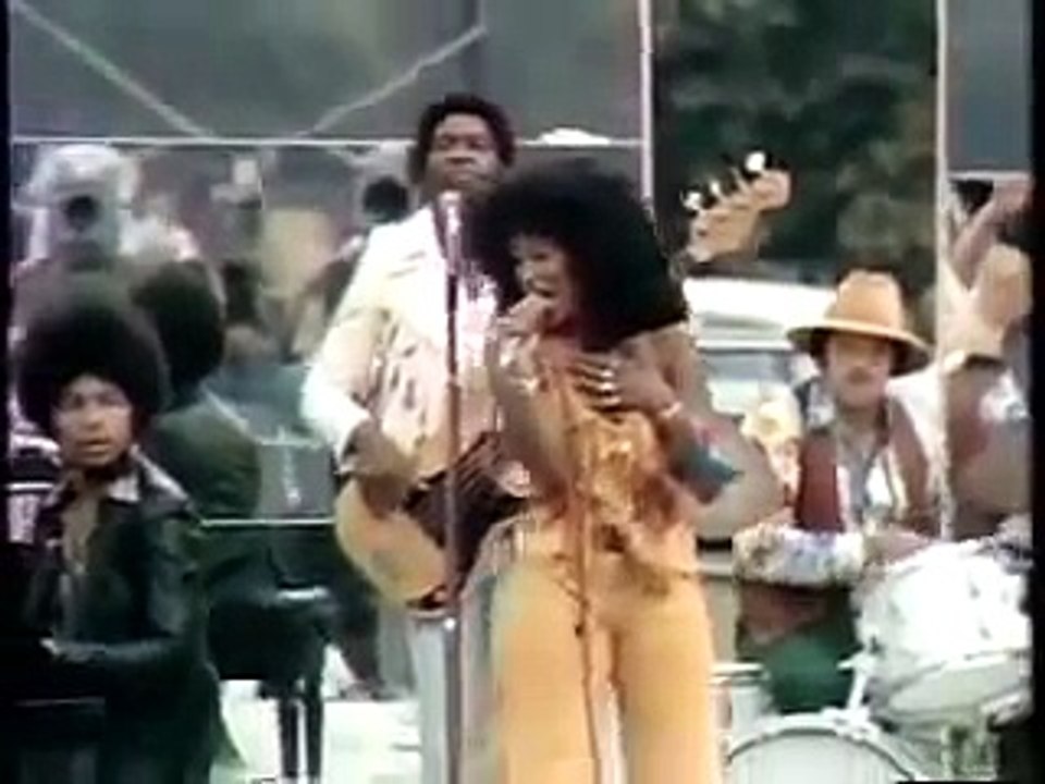 Rufus & Chaka Khan - Tell Me Something Good