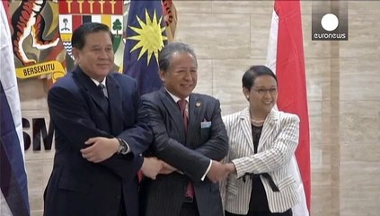 Індонезія, Малайзія і Таїланд об'єднують зусилля для порятунку тисяч мігрантів