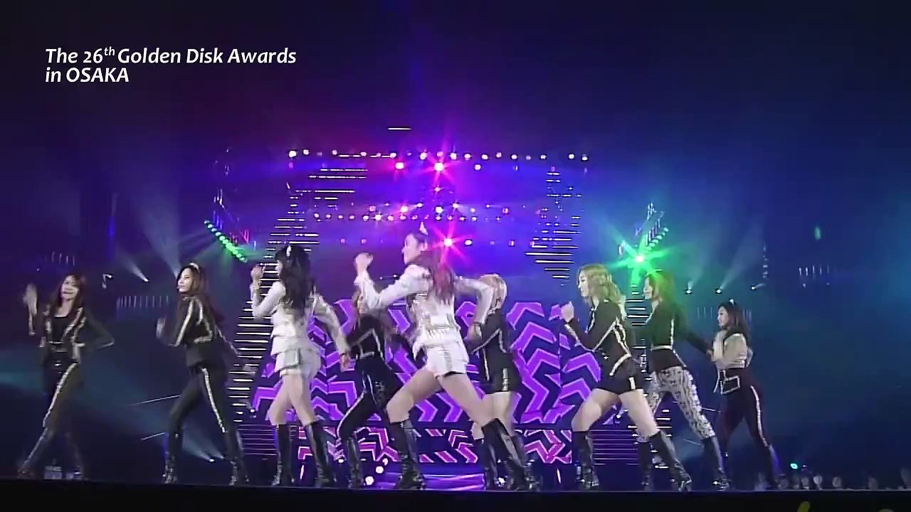 SNSD - Mr. Taxi Kor ver. 11 Golden Disk Awards Feb26.2012 GIRLS' GENERATION 720p HD
