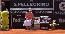Ball Boy falls behind Maria Sharapova - Final Match WTA Internazionali BNL d'Italia, Rome