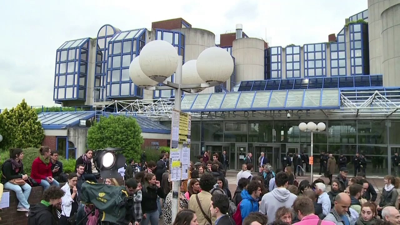 10 ans après Zyed et Bouna, l'indignation des banlieues